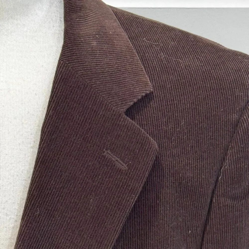 Brooks Brothers 346 Brown Corduroy Blazer. Size 41R.